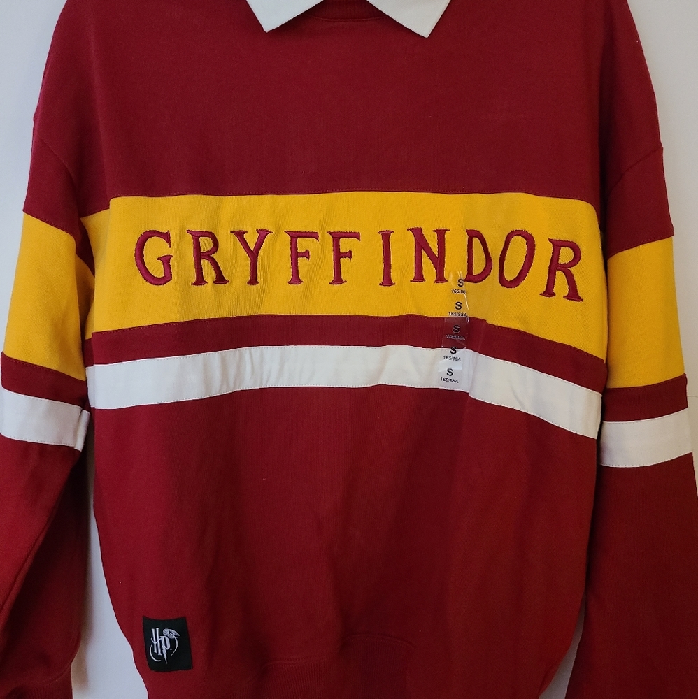 Harry Potter Graphic tee Small/Medium Red